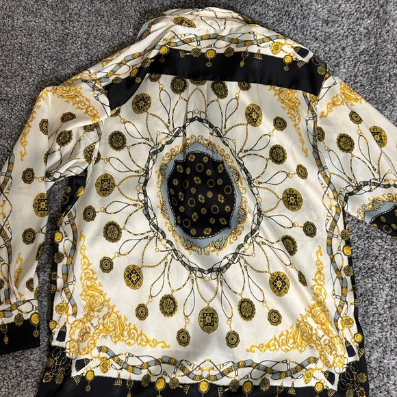 Zara Woman Ecru Chain Scarf Print Button Down Blouse Size
Small - Picture 9 of 11